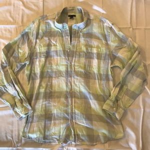 Gap long sleeve button up size XXL